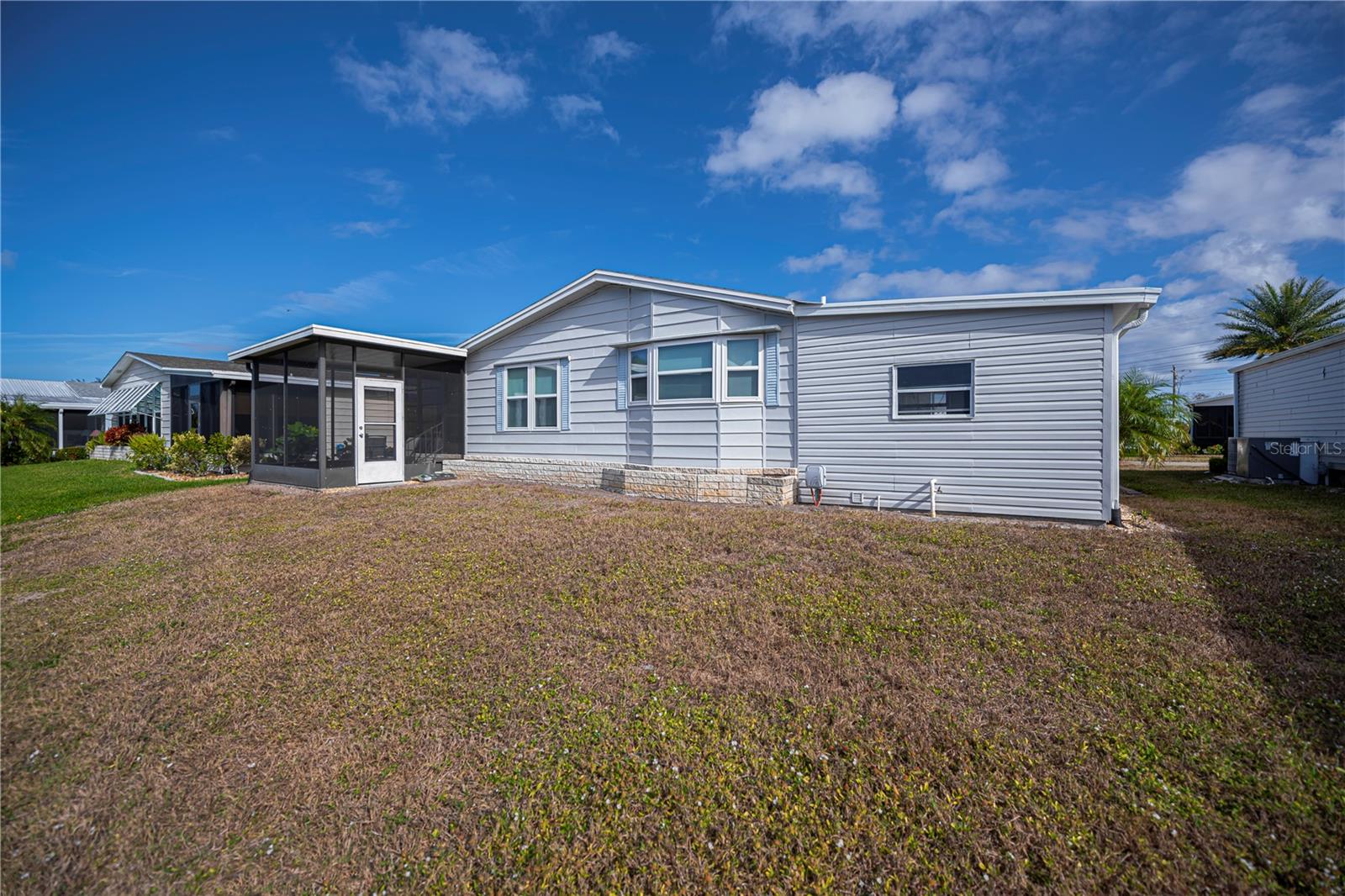 TANGERINE WOODS - Residential