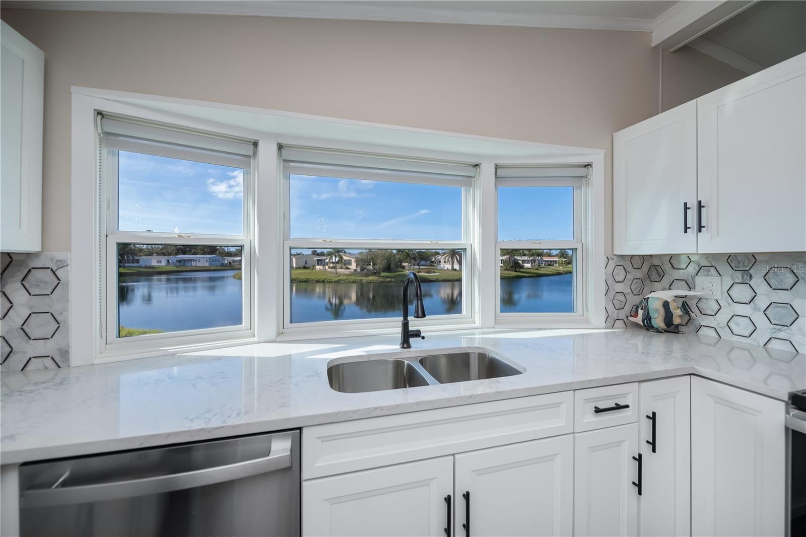 TANGERINE WOODS - Residential