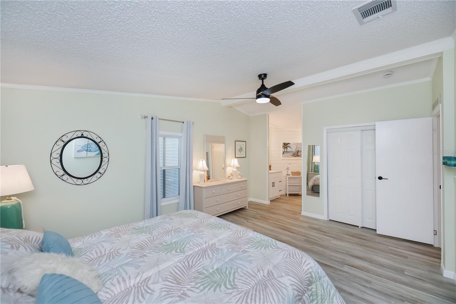 TANGERINE WOODS - Residential