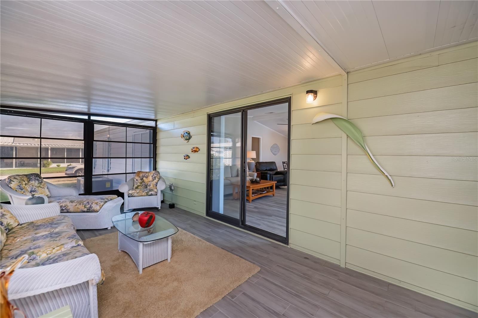 TANGERINE WOODS - Residential