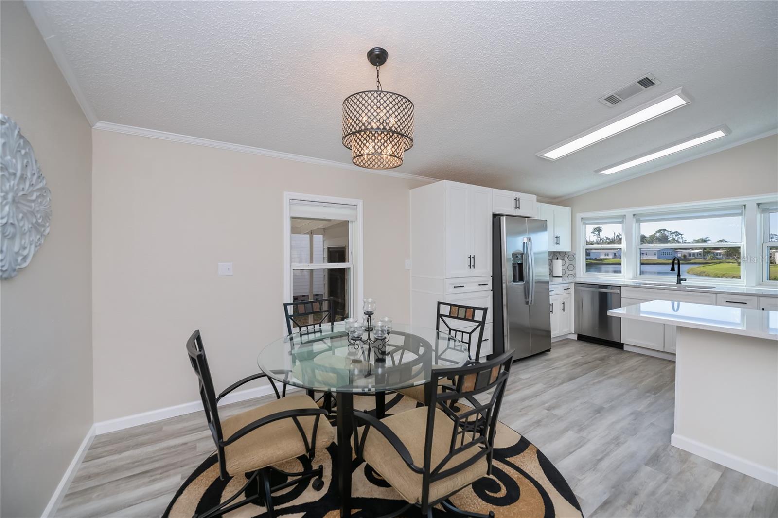 TANGERINE WOODS - Residential