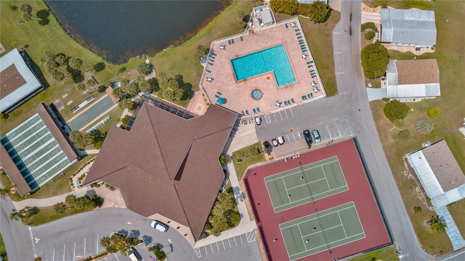 TANGERINE WOODS - Residential