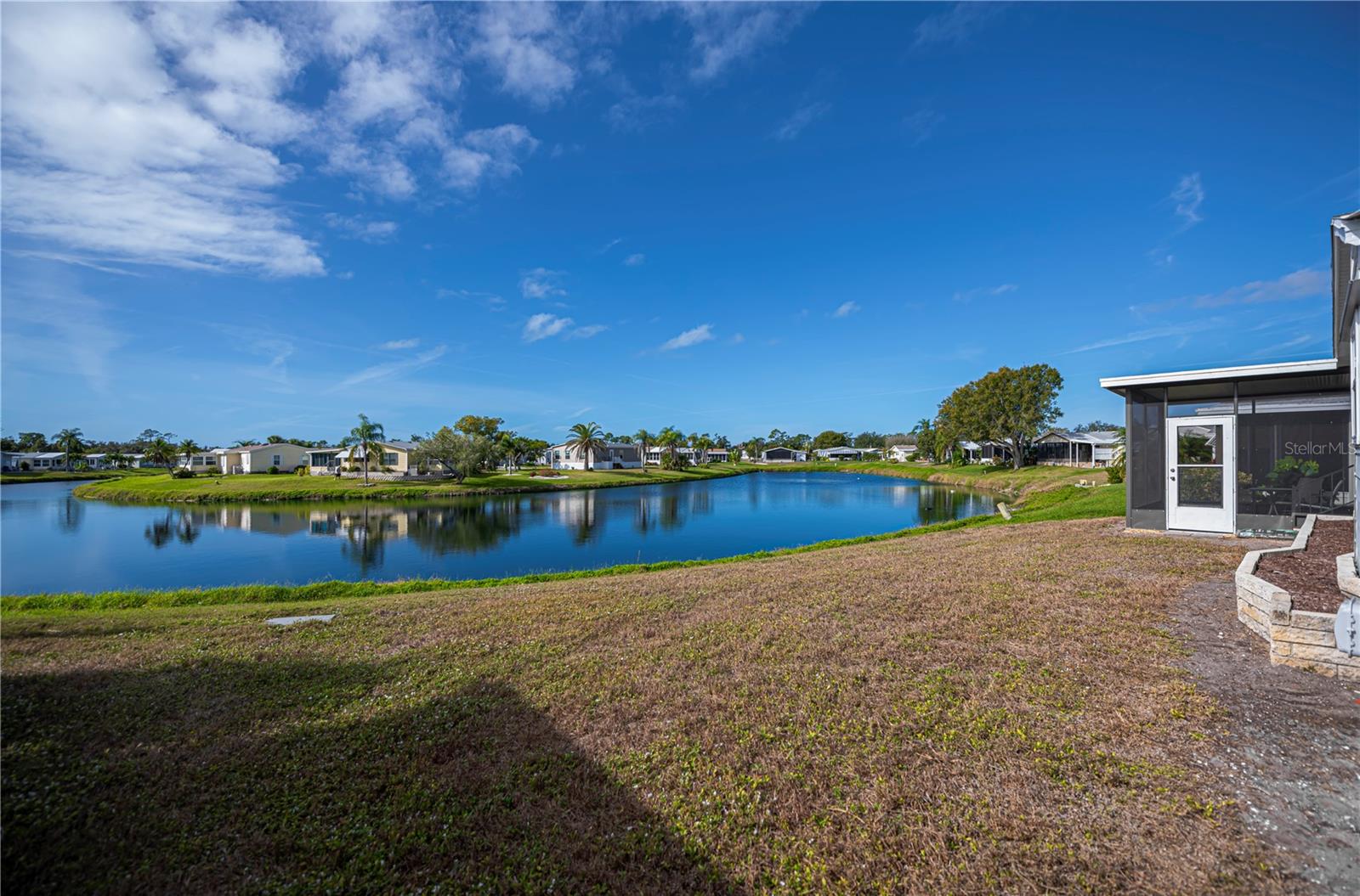 TANGERINE WOODS - Residential