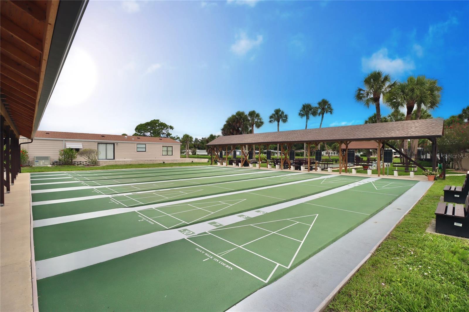 TANGERINE WOODS - Residential