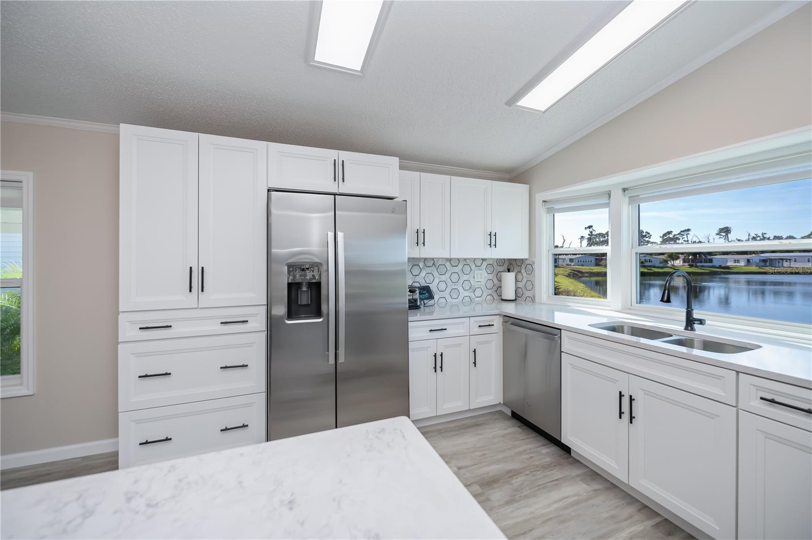 TANGERINE WOODS - Residential