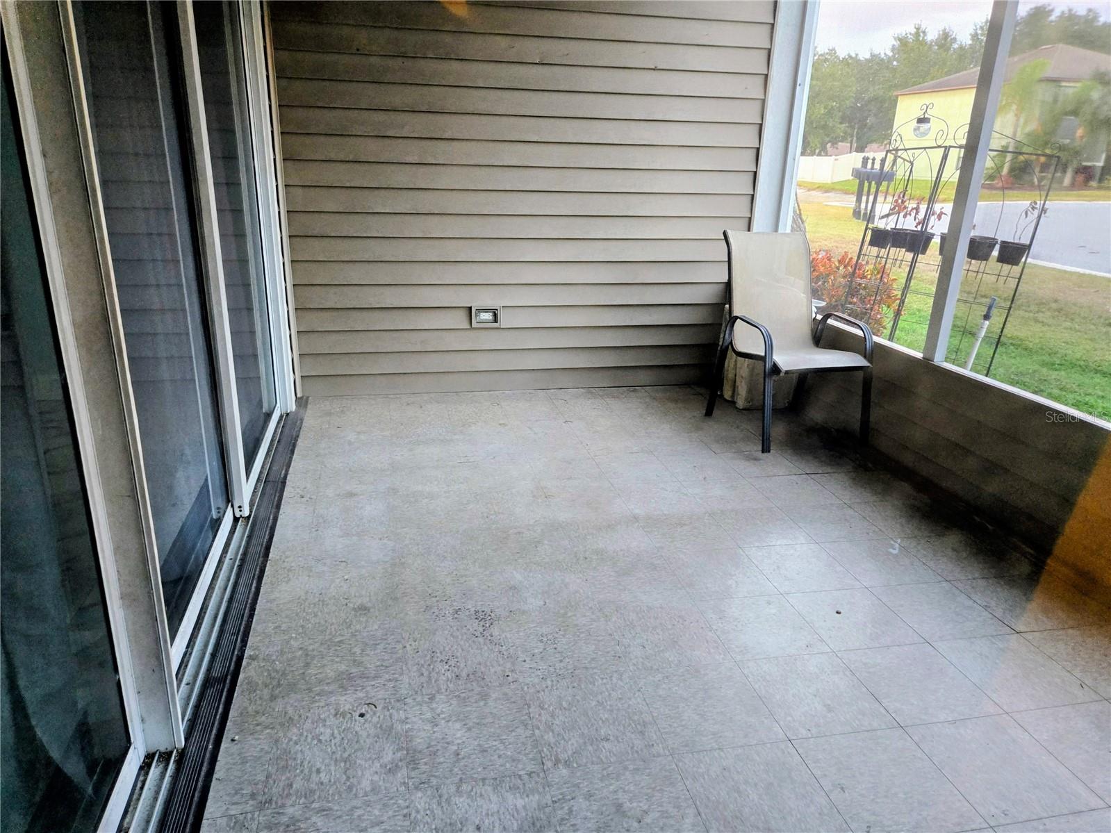 ST ANDREWS AT IMPERIALAKES CONDO - Residential Lease