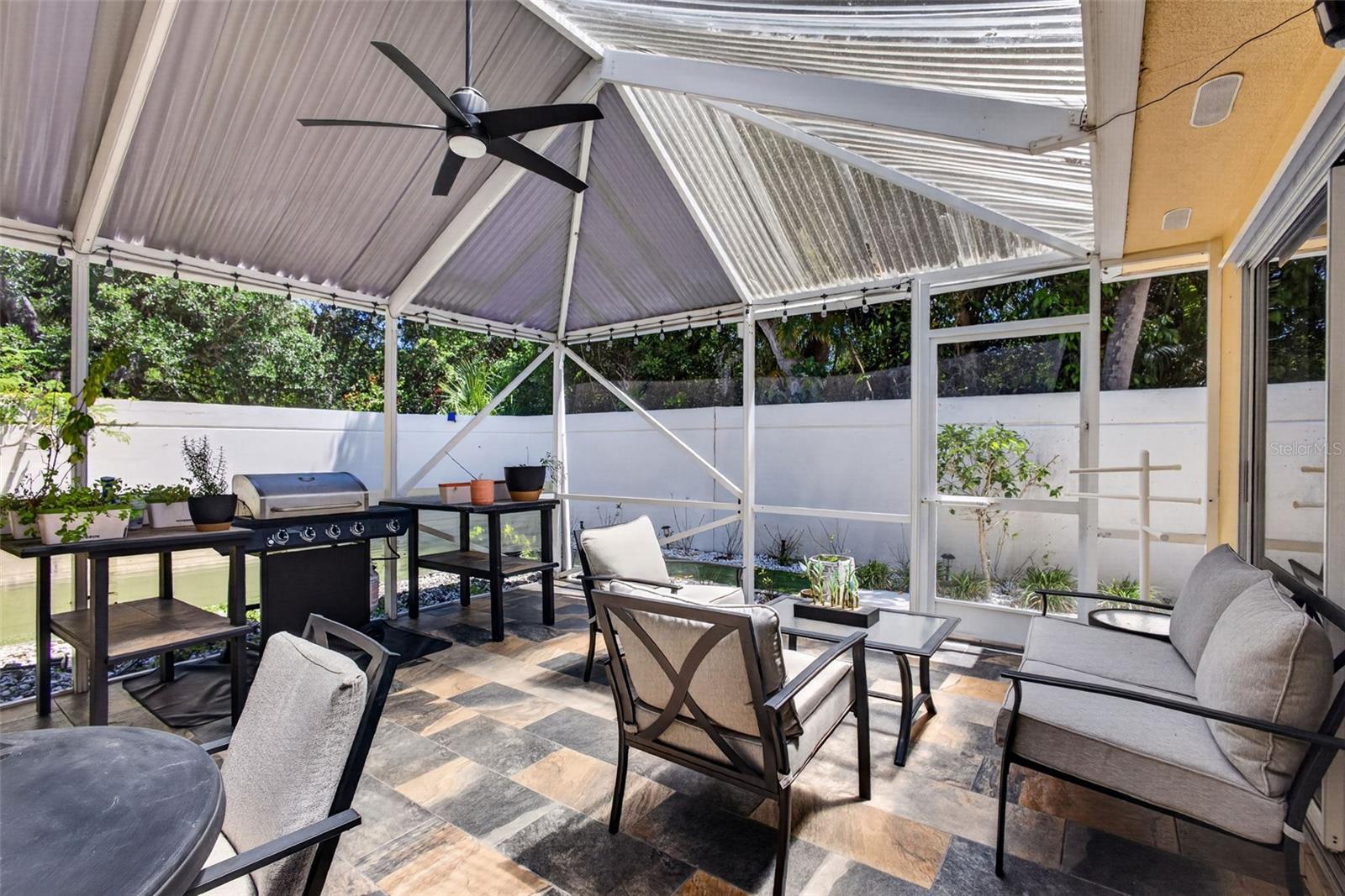 GARDEN OAKS SOUTH - Residential