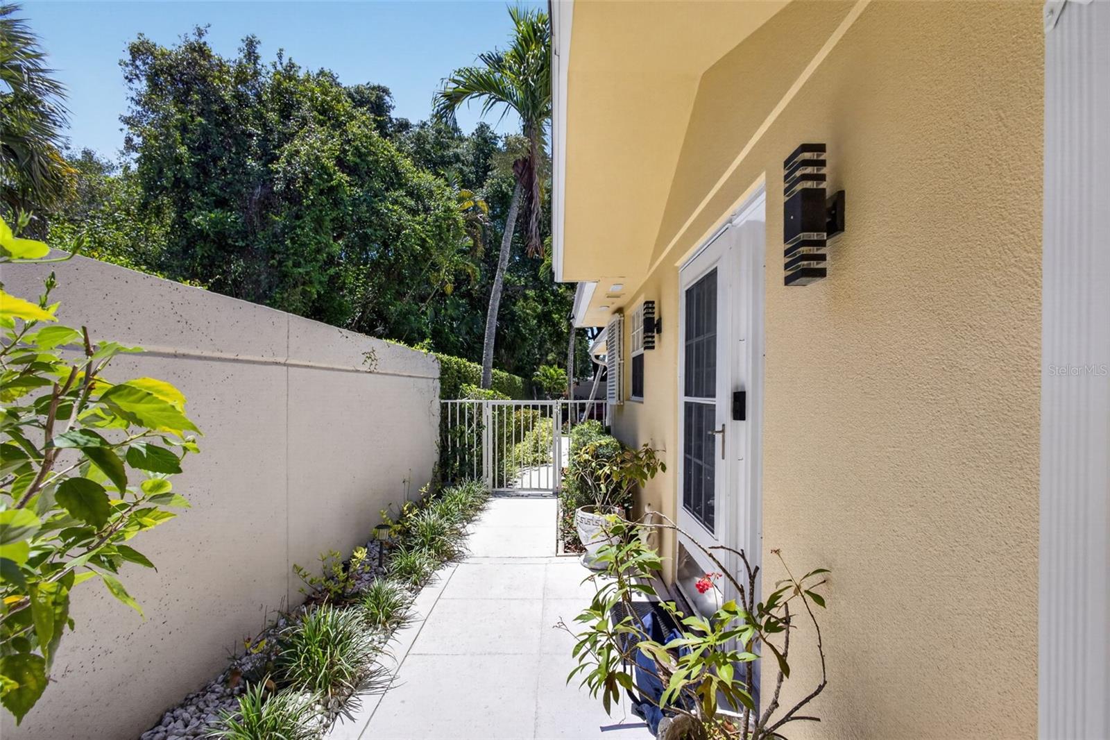 GARDEN OAKS SOUTH - Residential