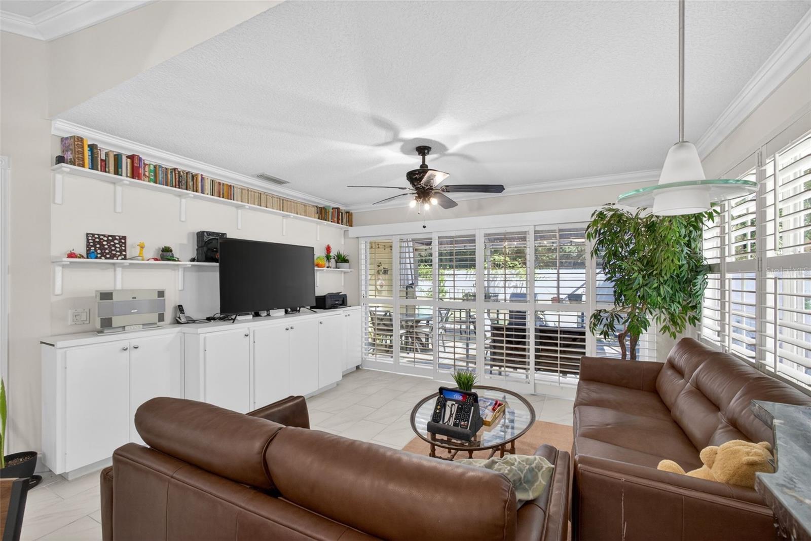 GARDEN OAKS SOUTH - Residential