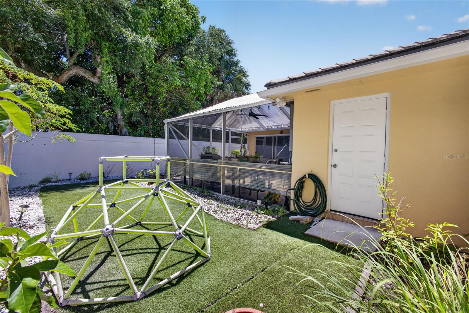 GARDEN OAKS SOUTH - Residential