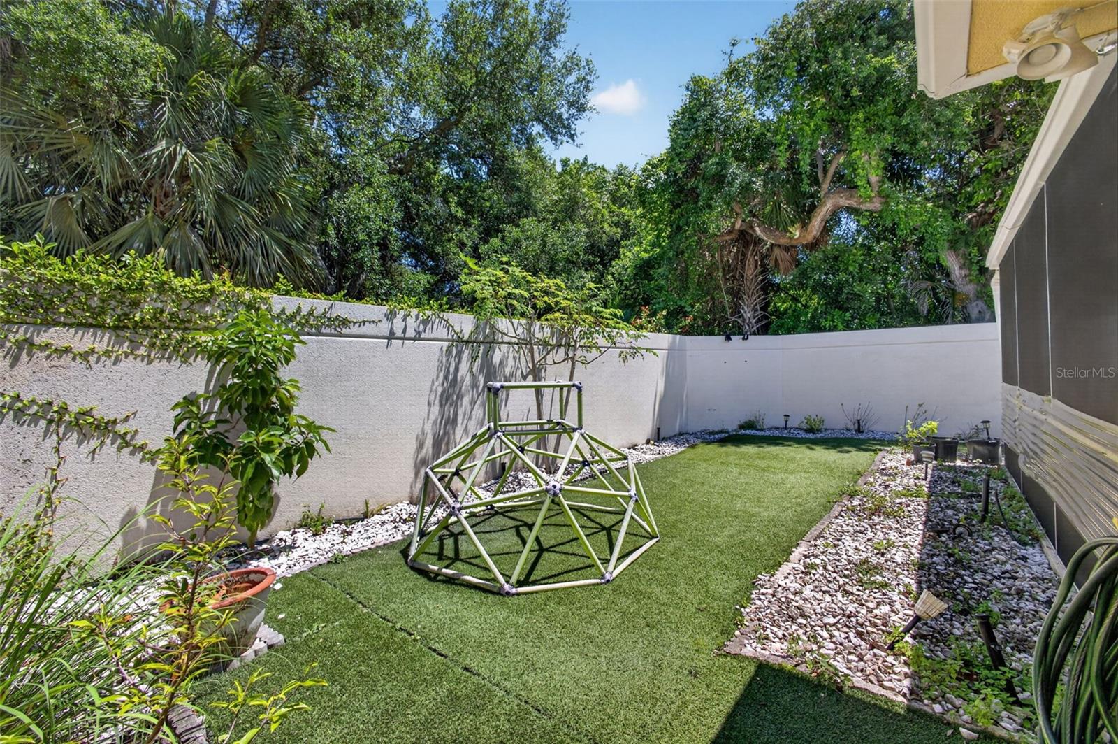 GARDEN OAKS SOUTH - Residential