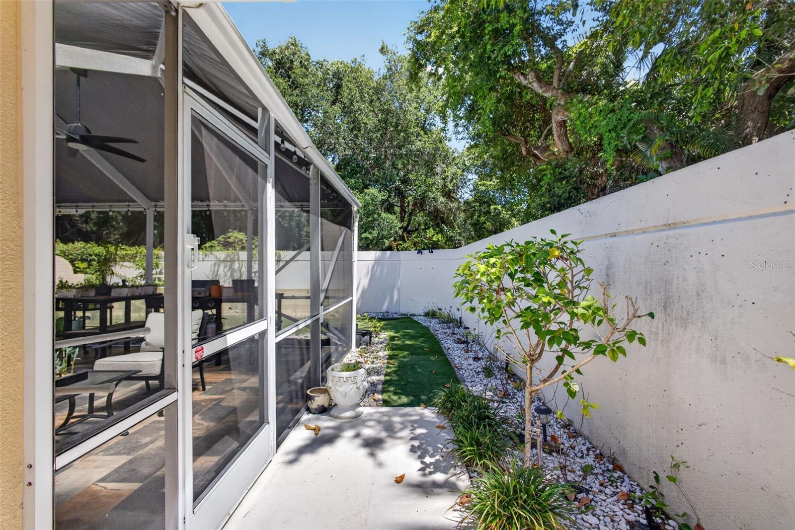 GARDEN OAKS SOUTH - Residential