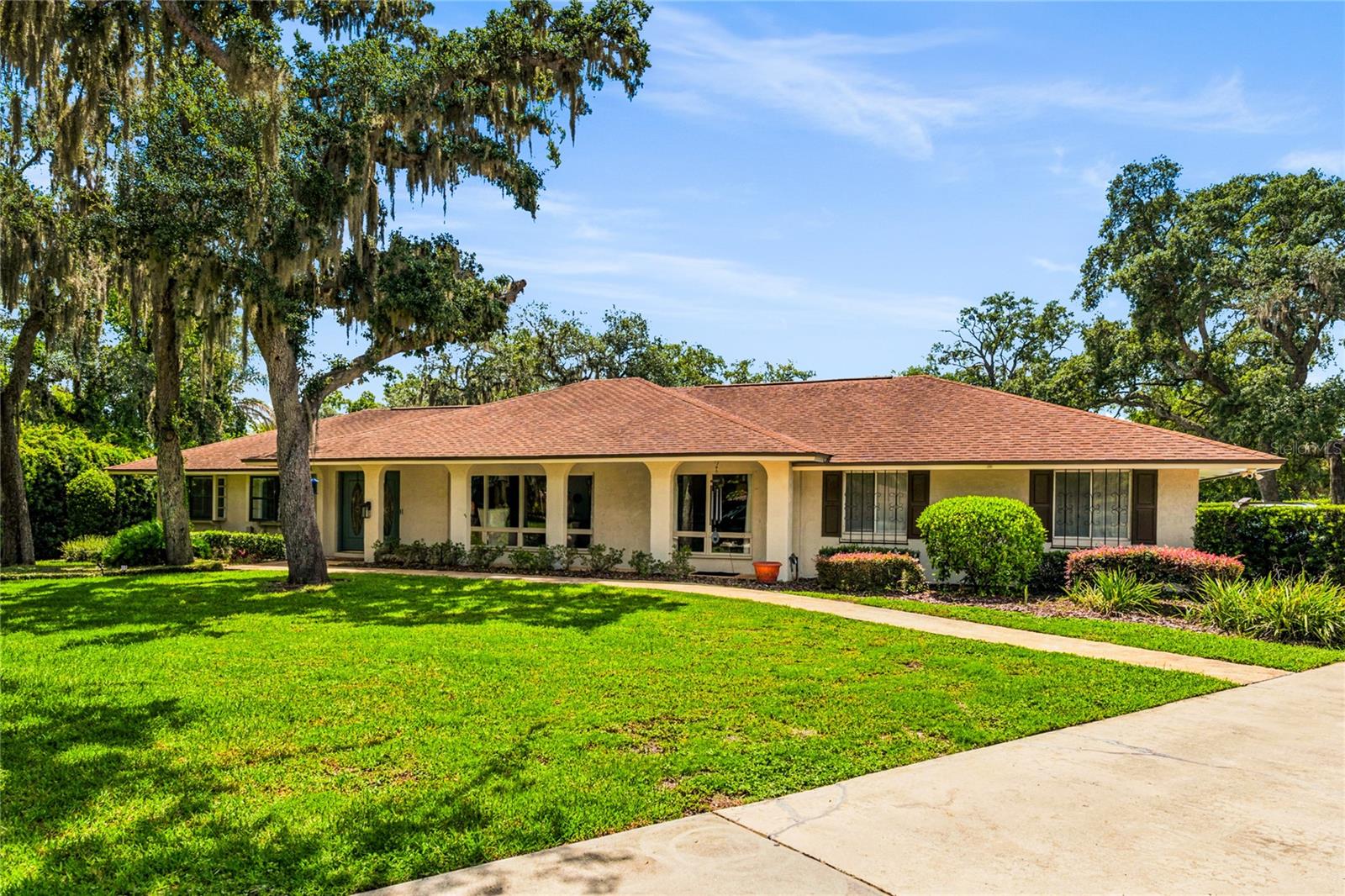 111 LITTLE OAK LANE