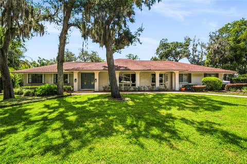 Photo of 111 Little Oak Lane, Altamonte Springs, FL 32714 (MLS # O6426755)