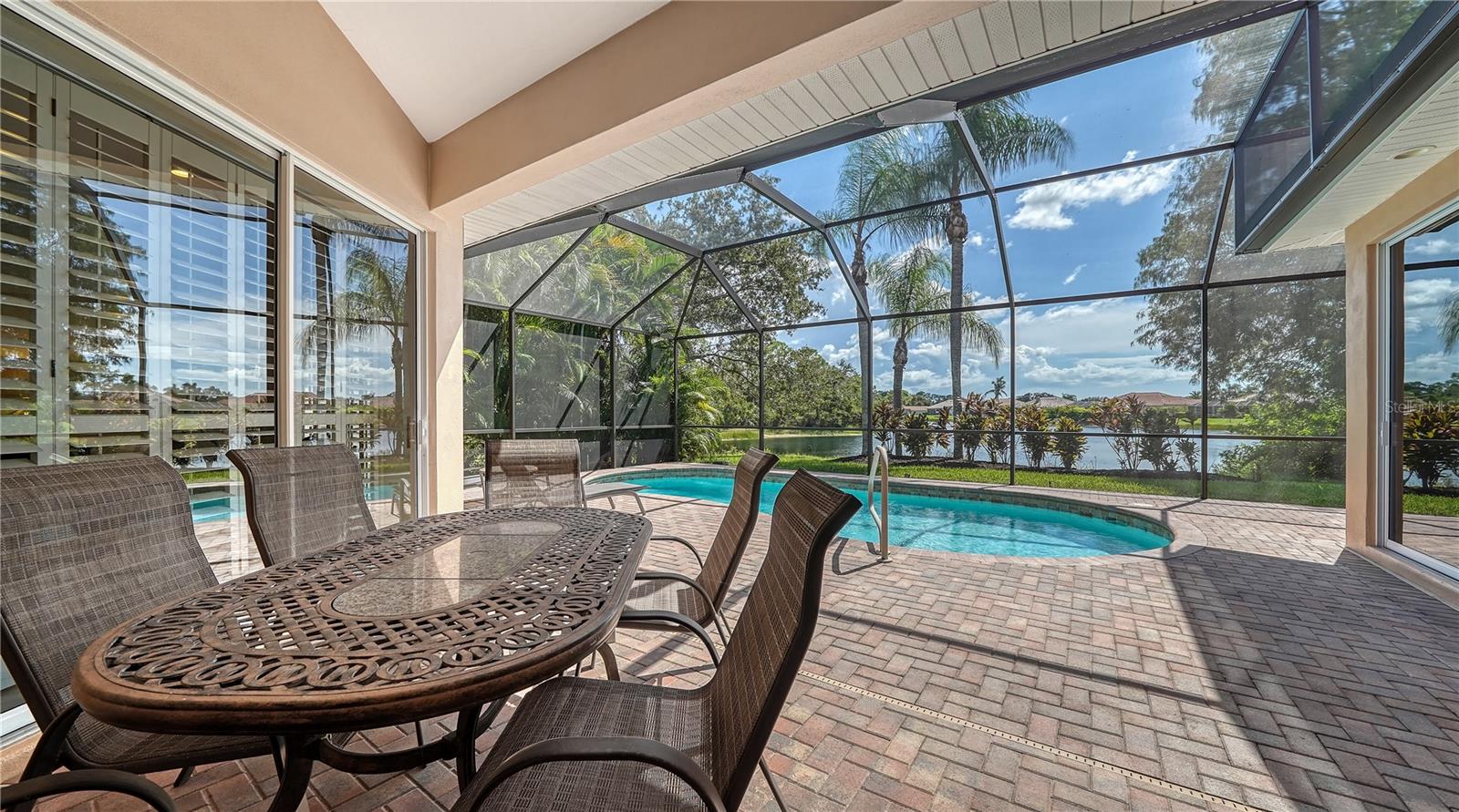 RIVENDELL - Residential