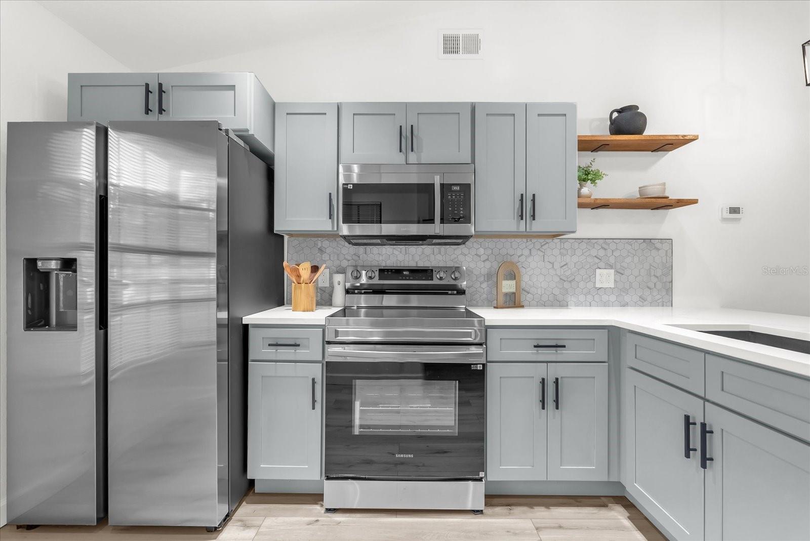 DELTONA LAKES UNIT 38 - Residential