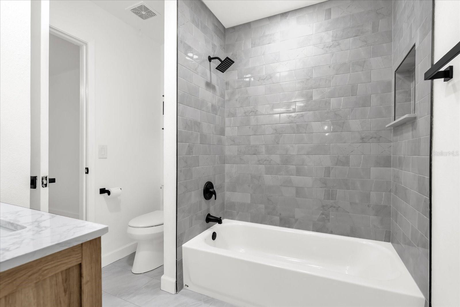 DELTONA LAKES UNIT 38 - Residential