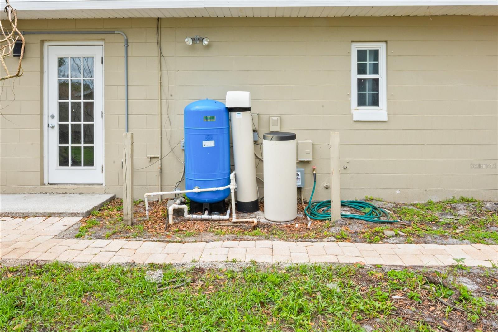 SANLANDO SPRINGS - Residential