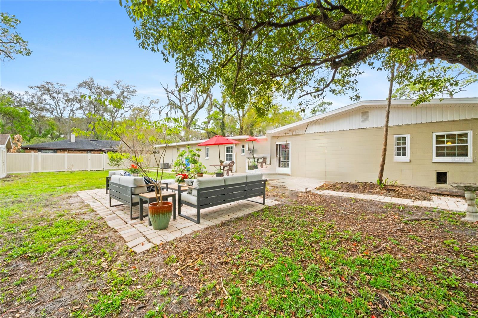 SANLANDO SPRINGS - Residential