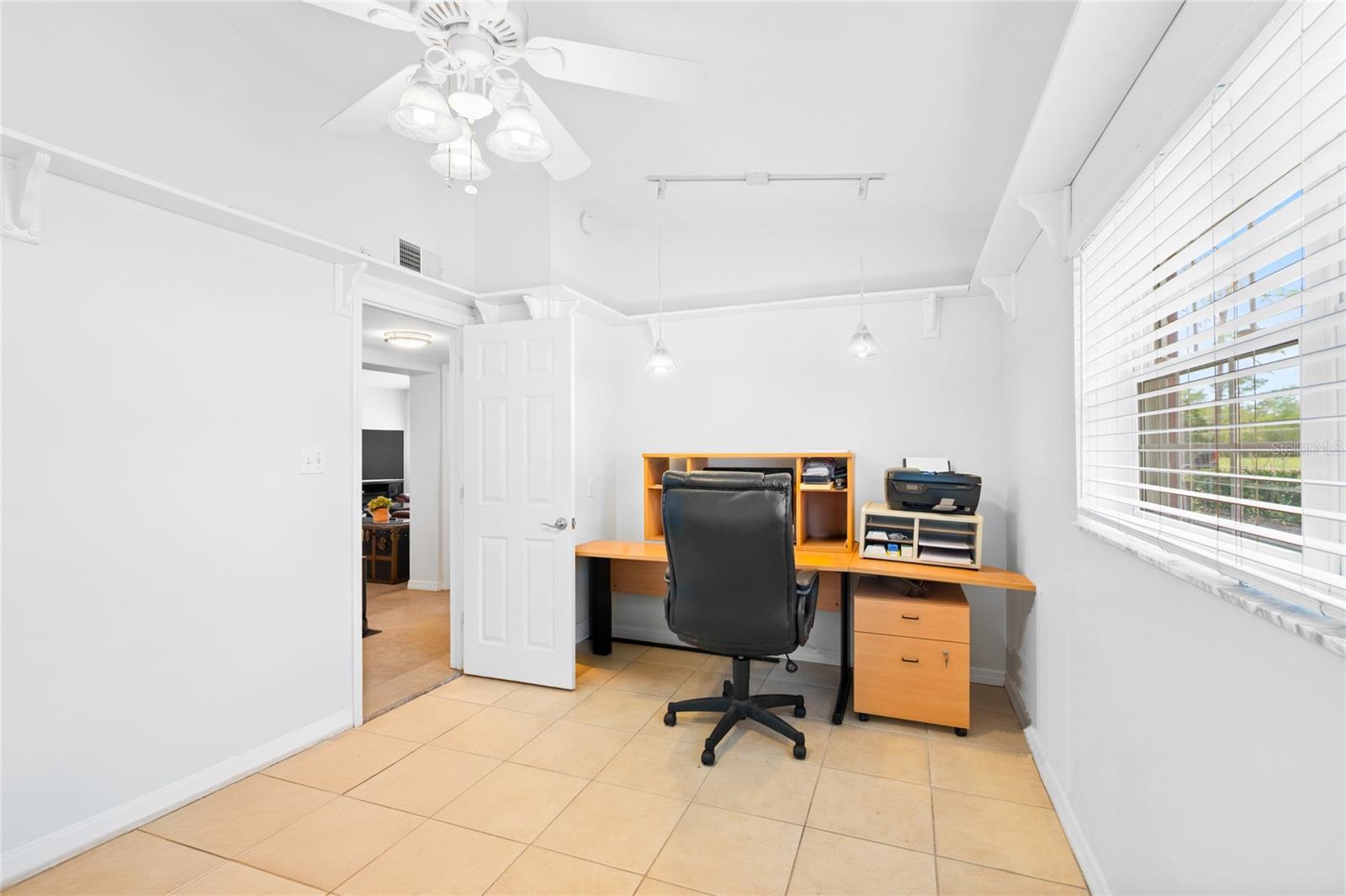 SANLANDO SPRINGS - Residential