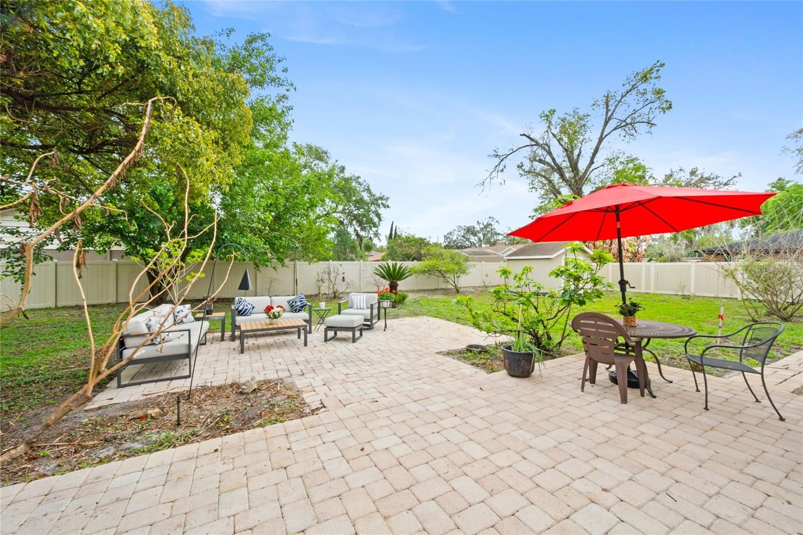 SANLANDO SPRINGS - Residential