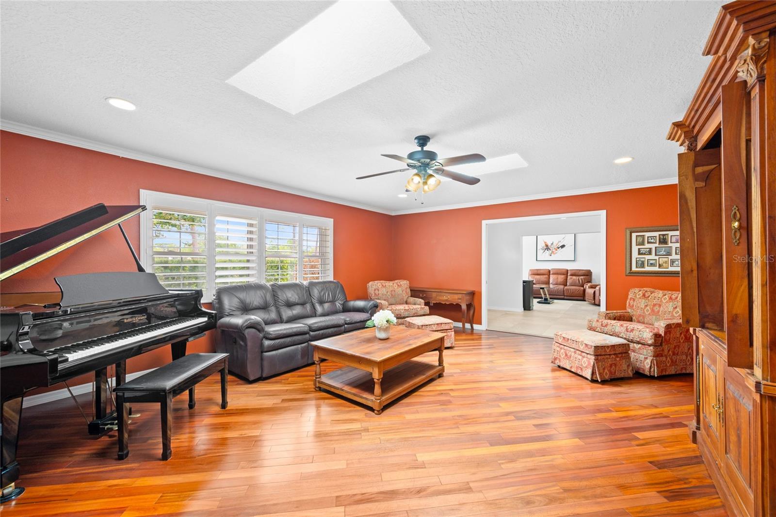 SANLANDO SPRINGS - Residential