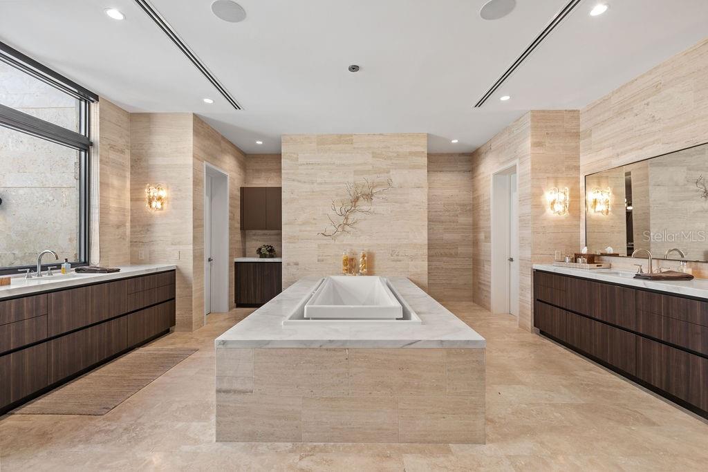 DORADO BEACH ESTATES - Residential
