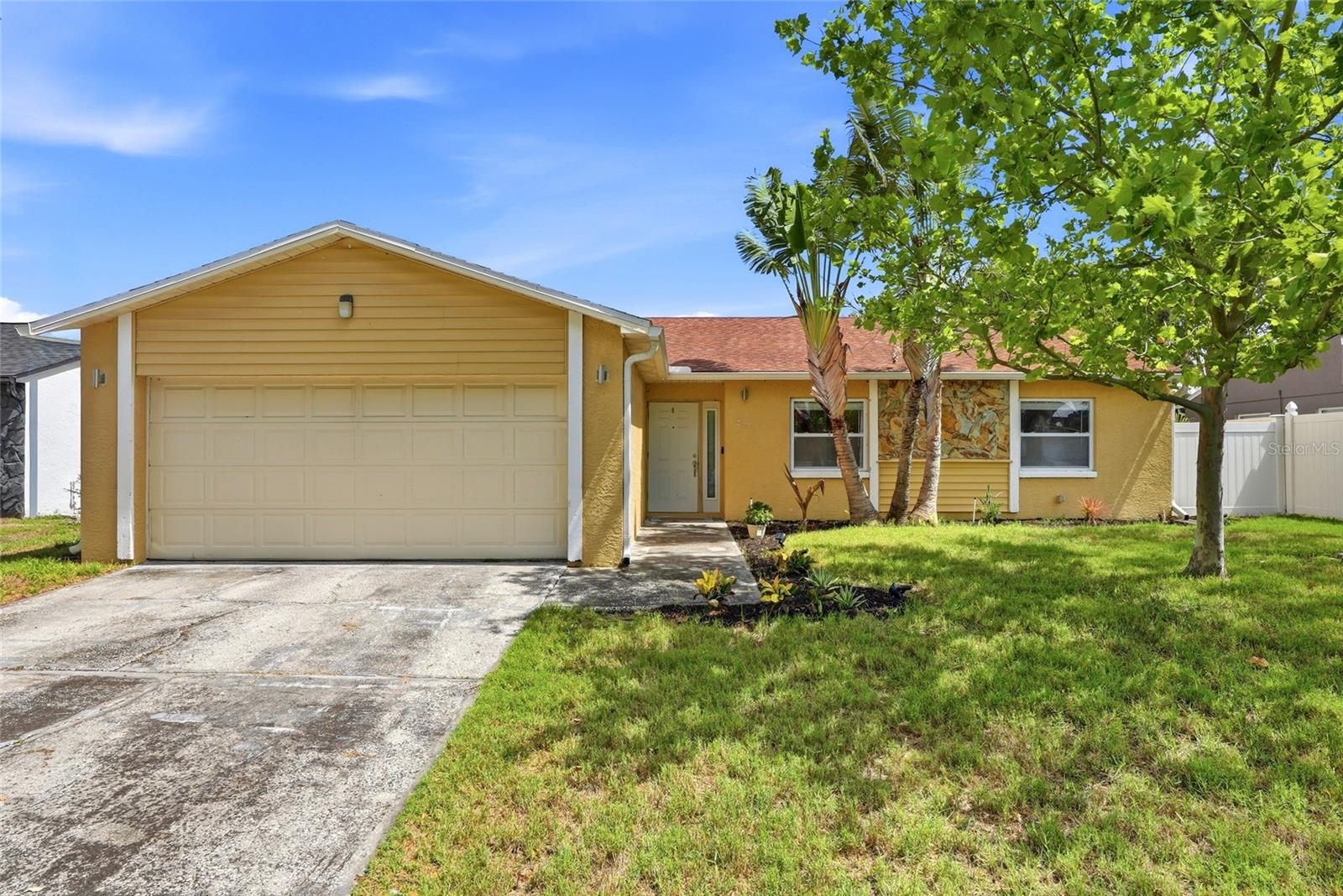 SOMERSET LAKES UNIT ONE - Residential