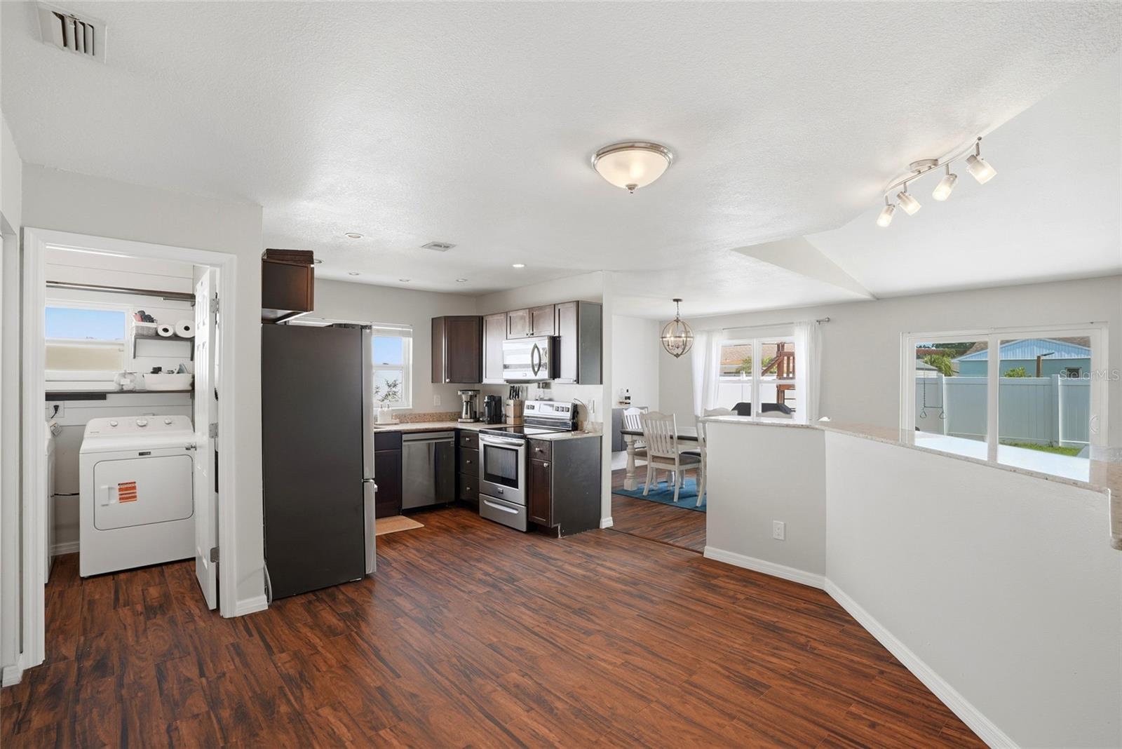SOMERSET LAKES UNIT ONE - Residential
