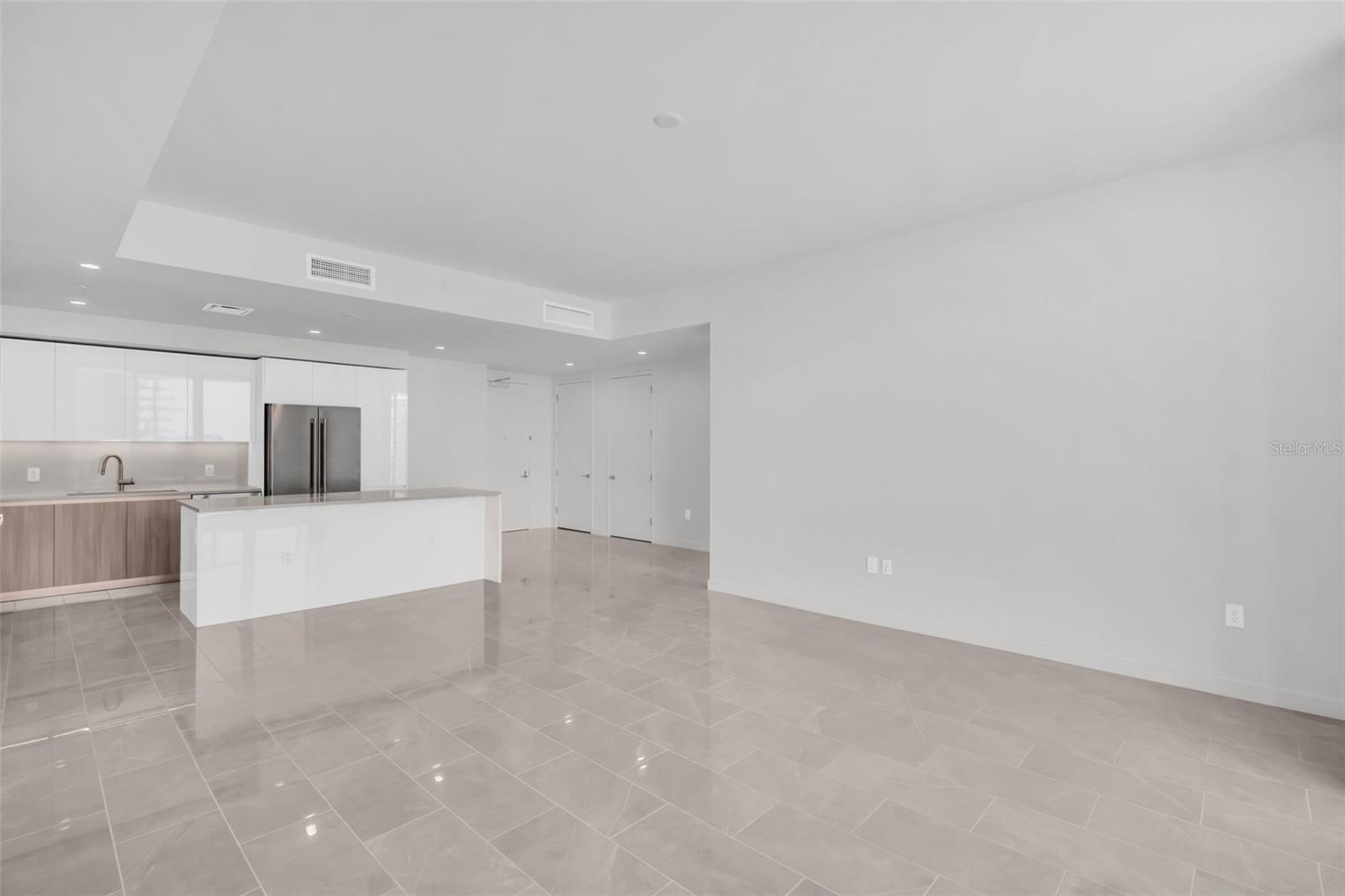 400 CENTRAL - Residential