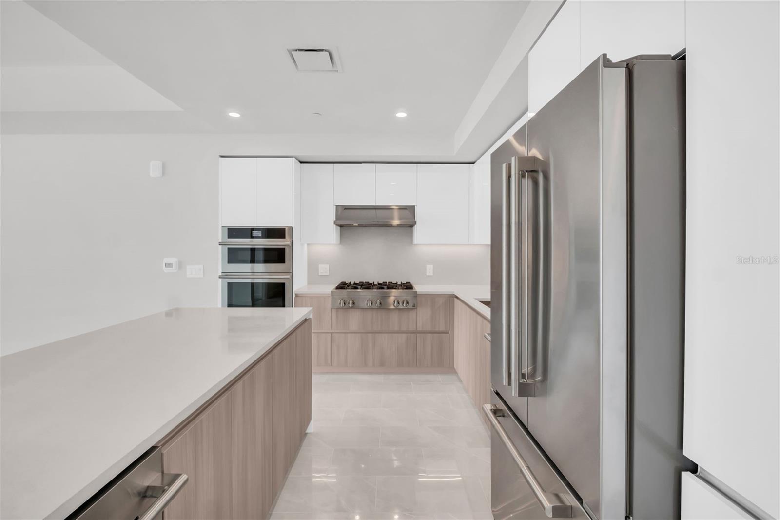 400 CENTRAL - Residential