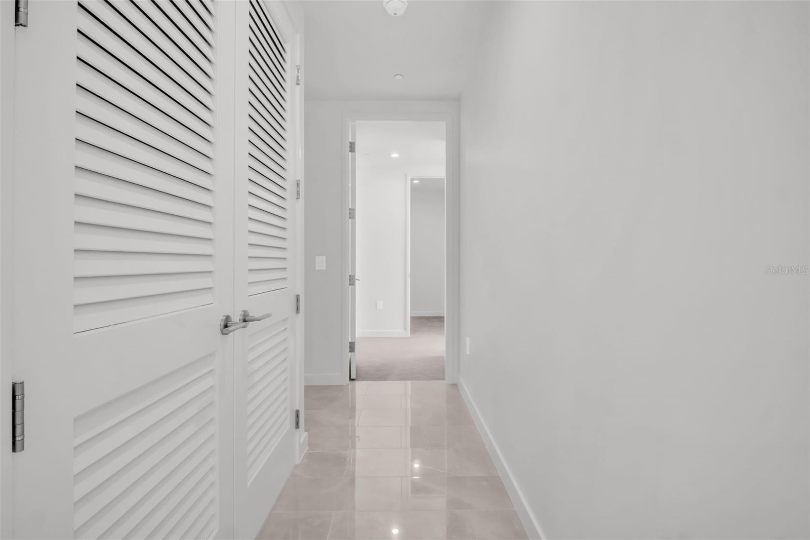 400 CENTRAL - Residential