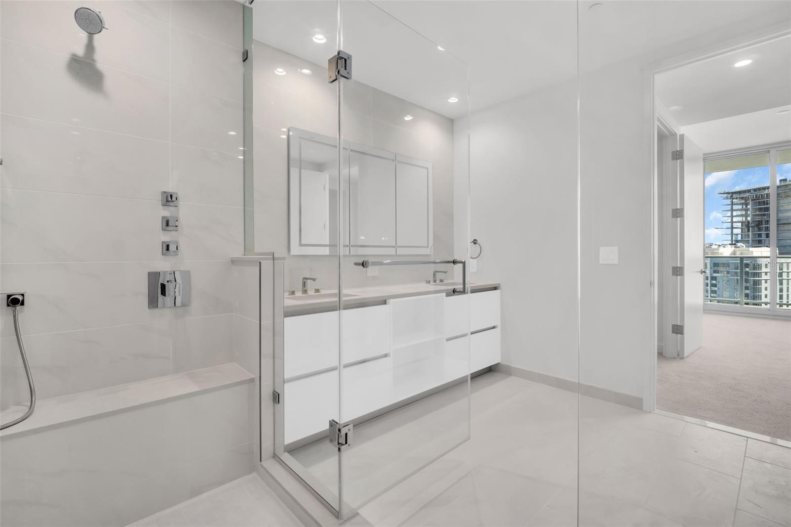 400 CENTRAL - Residential