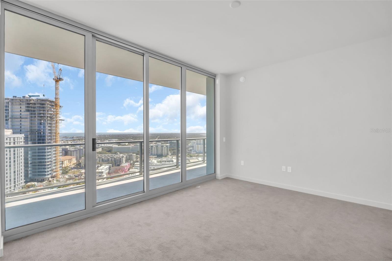 400 CENTRAL - Residential