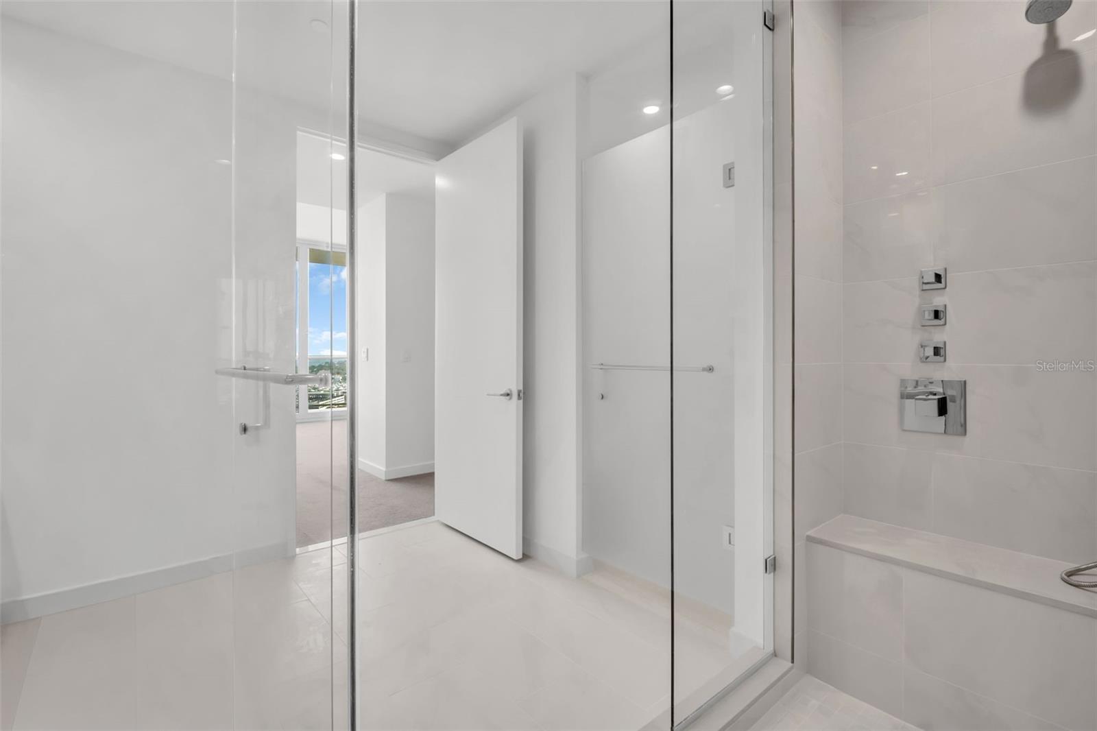 400 CENTRAL - Residential