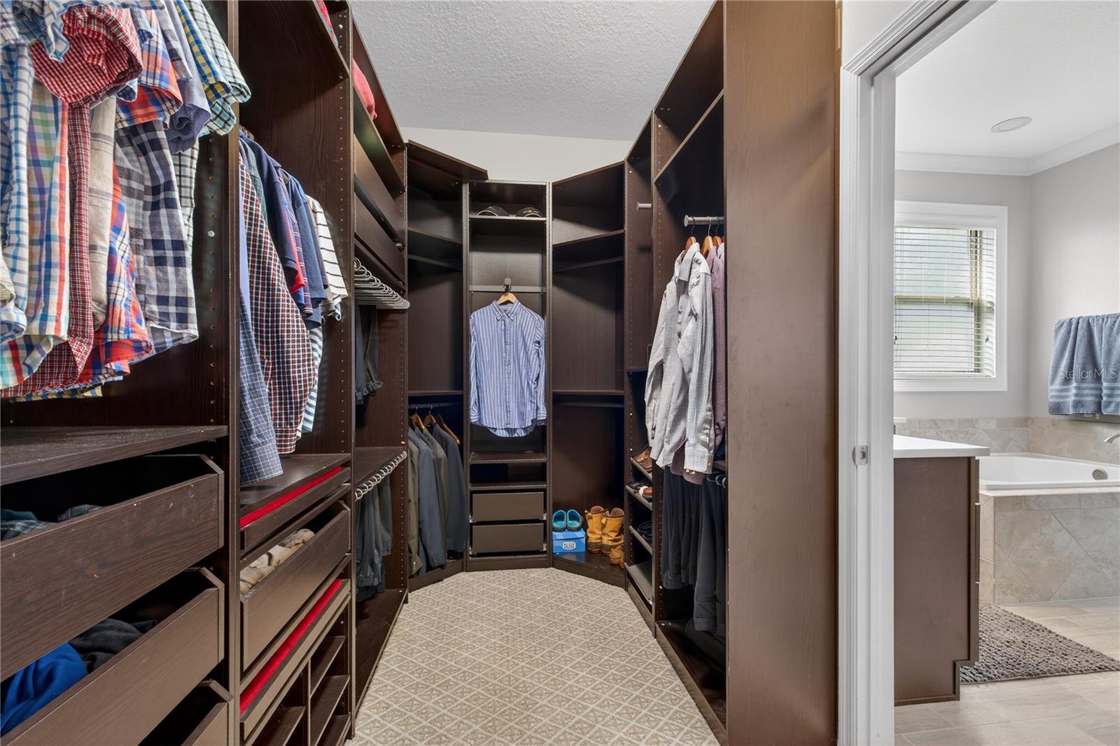 BELLA VISTA - Residential