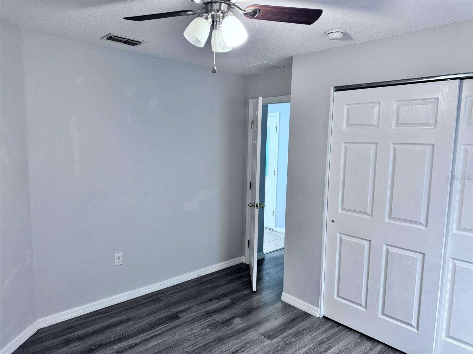 FOUR CORNERS PH 02 - Residential Lease