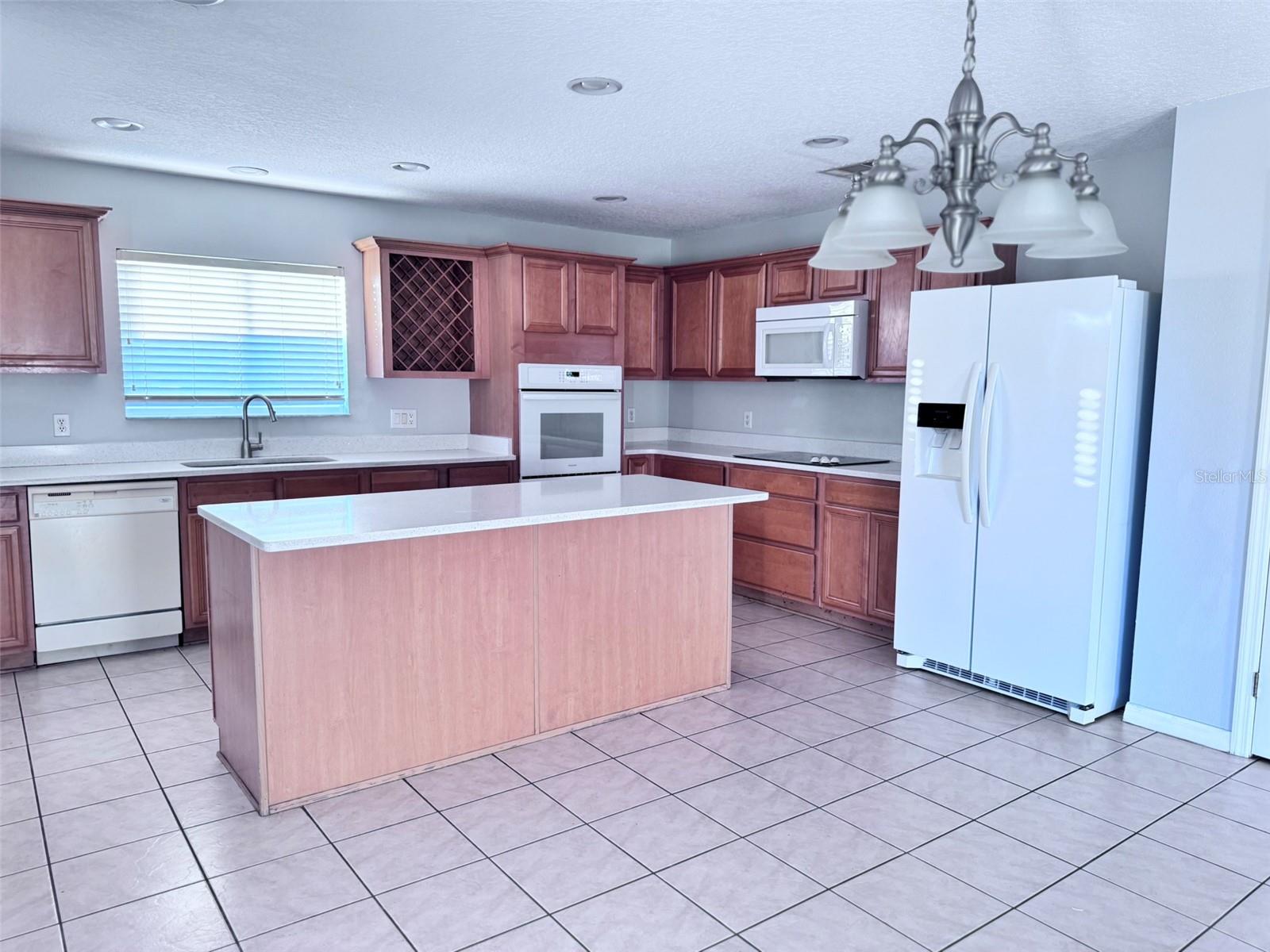 FOUR CORNERS PH 02 - Residential Lease