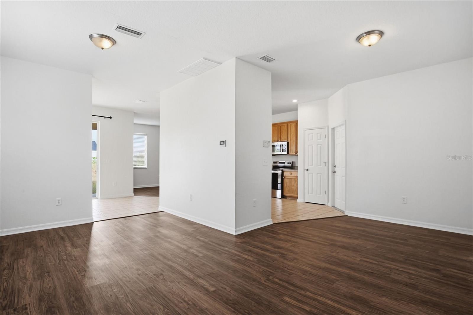 SOUTH BAY LAKES UNIT 1 - Residential