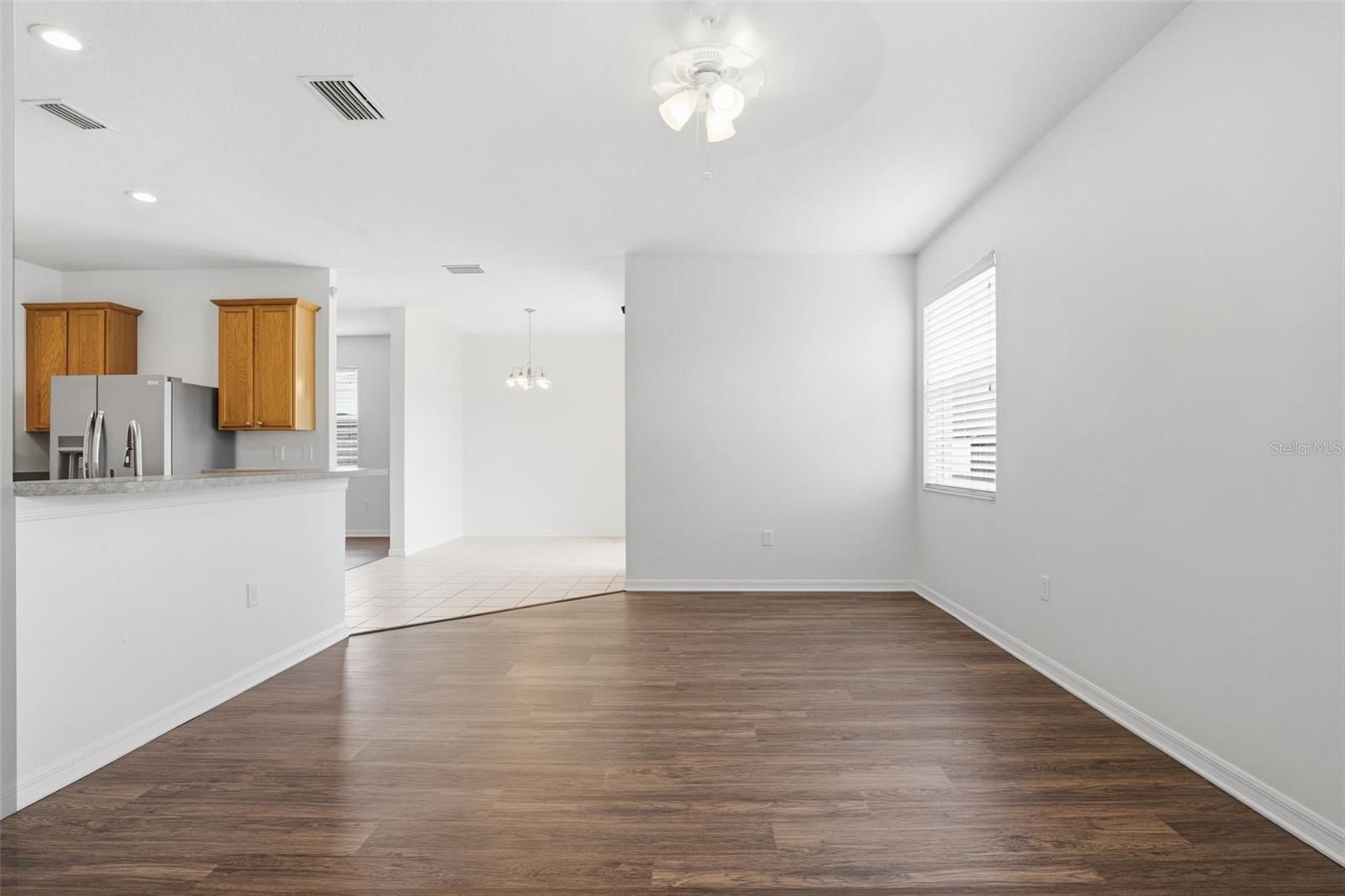 SOUTH BAY LAKES UNIT 1 - Residential