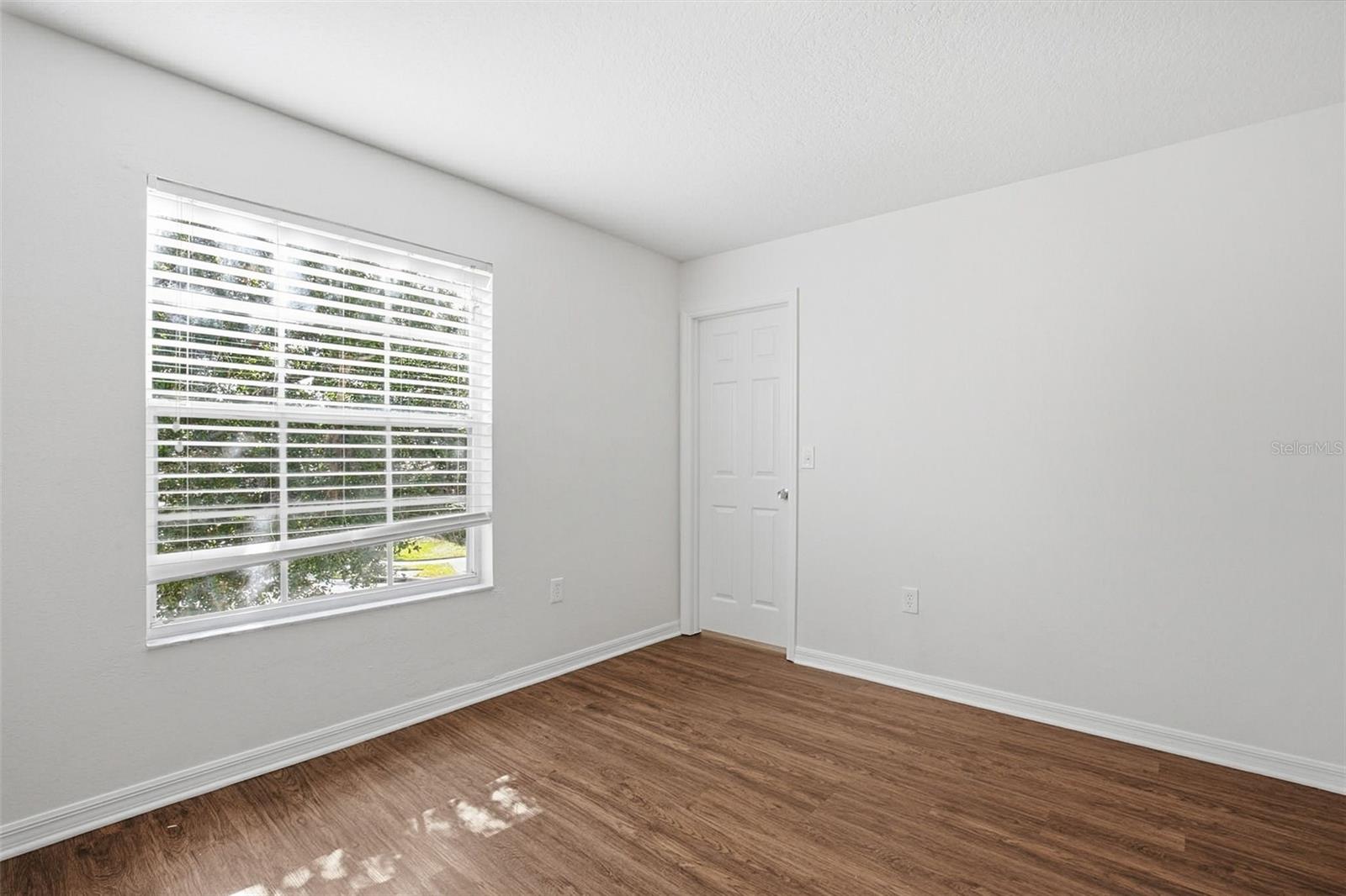 SOUTH BAY LAKES UNIT 1 - Residential