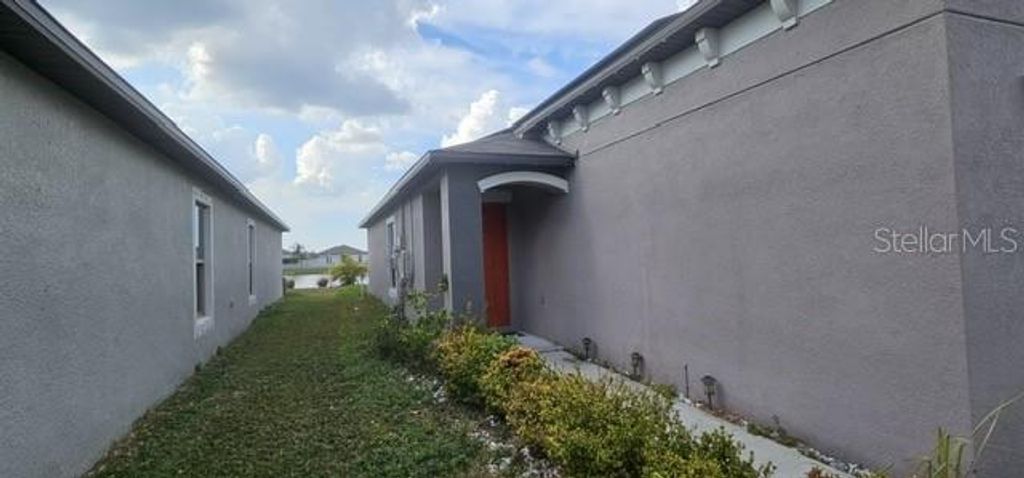 Photo of 16621 Sunburst Lake Street, Wimauma, FL 33598 (MLS # TB8452740)