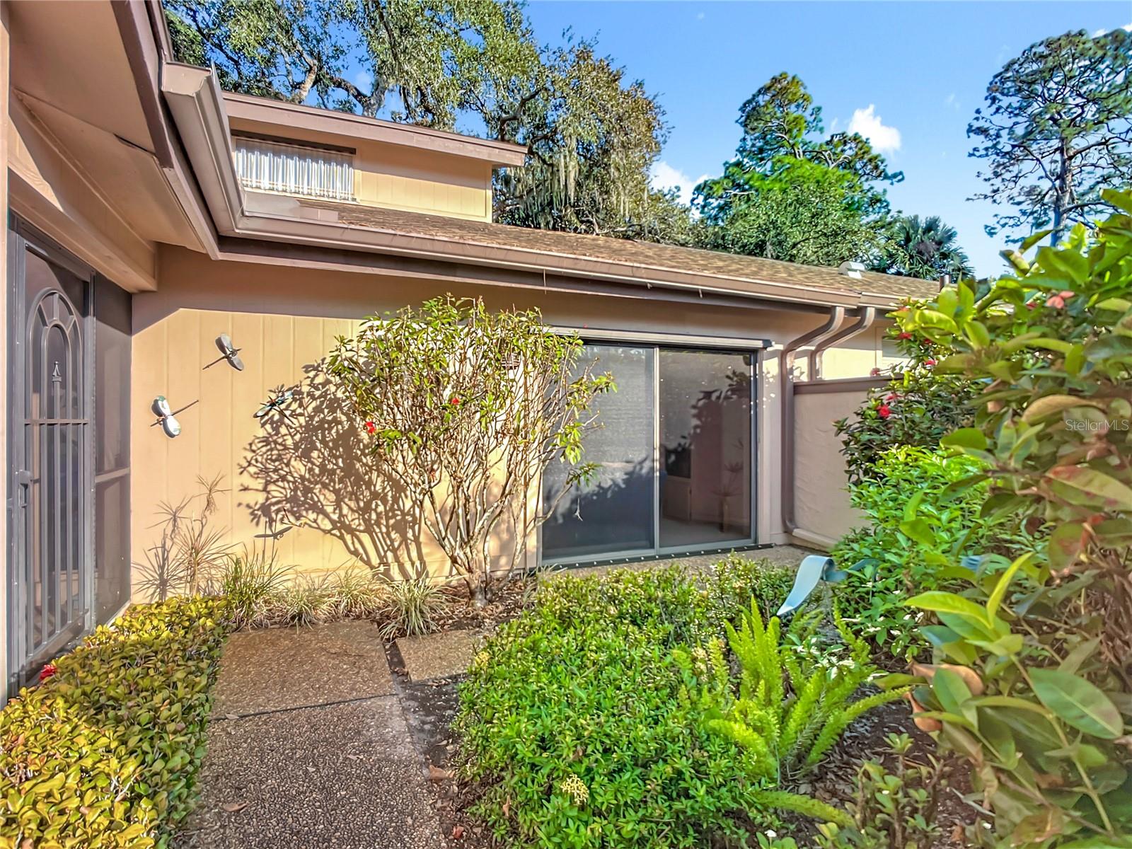 HAMMOCKS - Residential