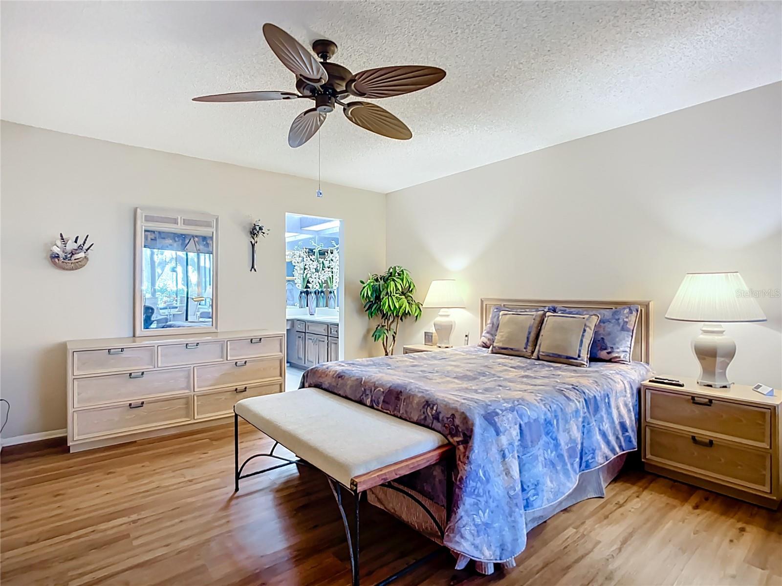 HAMMOCKS - Residential