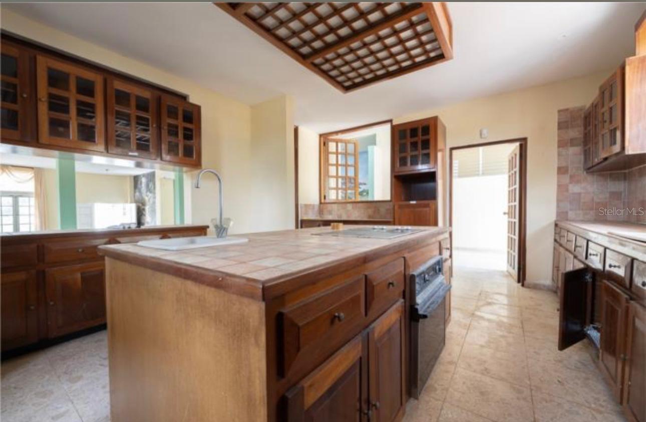 VALLE ESCONDIDO - Residential