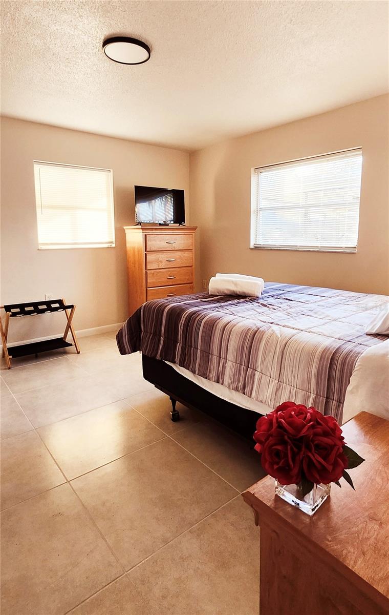 REGENCY PARK - Residential