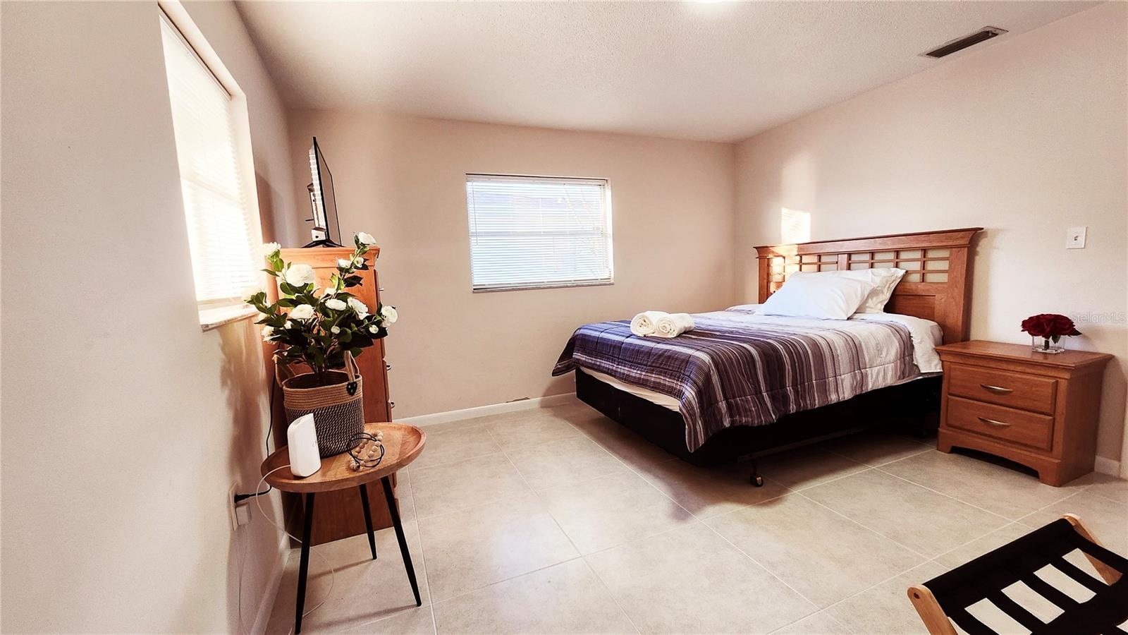 REGENCY PARK - Residential