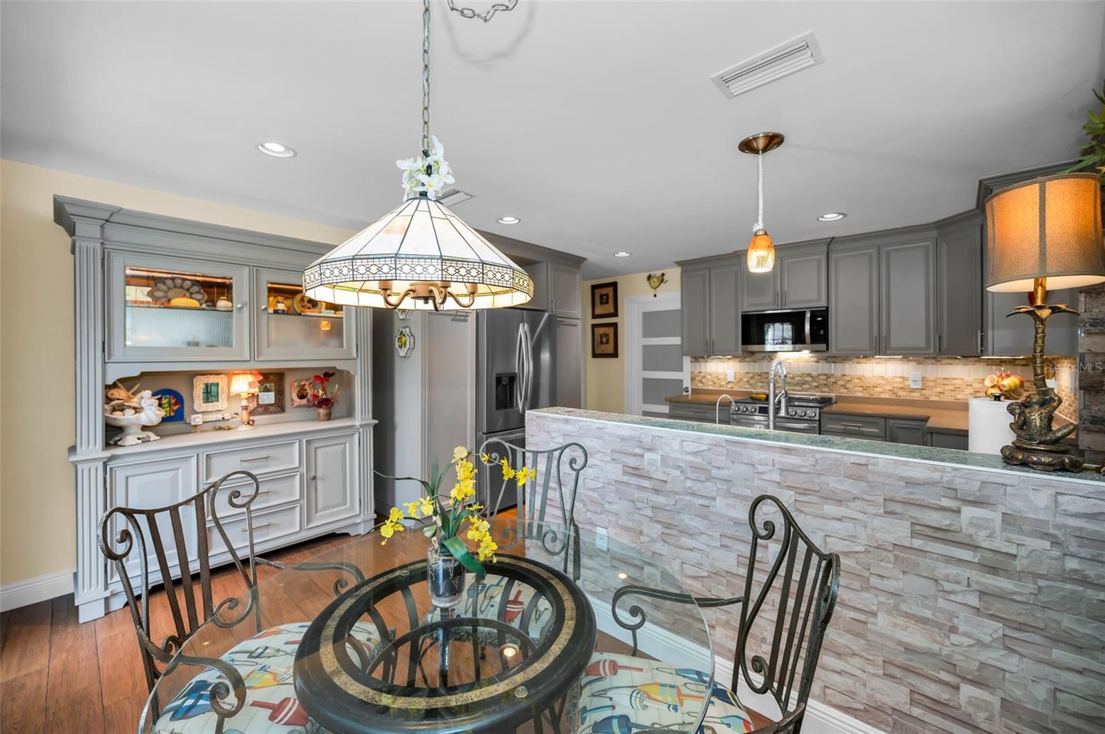 SUNSET HILLS 2ND ADD - Residential