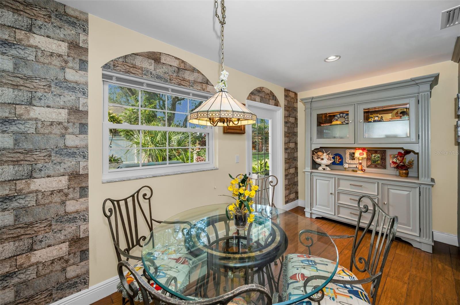 SUNSET HILLS 2ND ADD - Residential