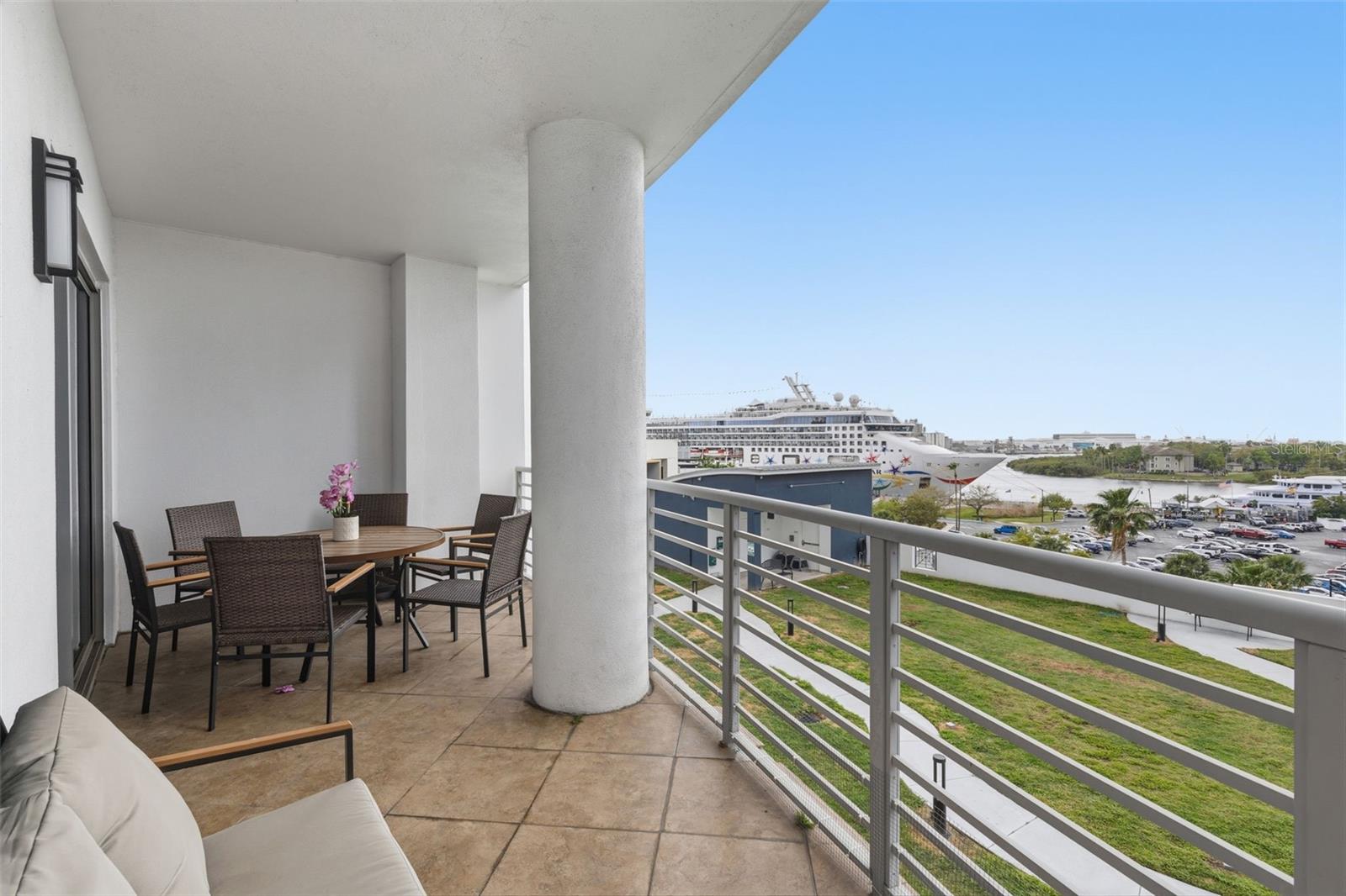 TOWERS OF CHANNELSIDE CONDOMINIUM - Residential Lease
